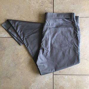 Perry Ellis 38 x 30 slacks grey